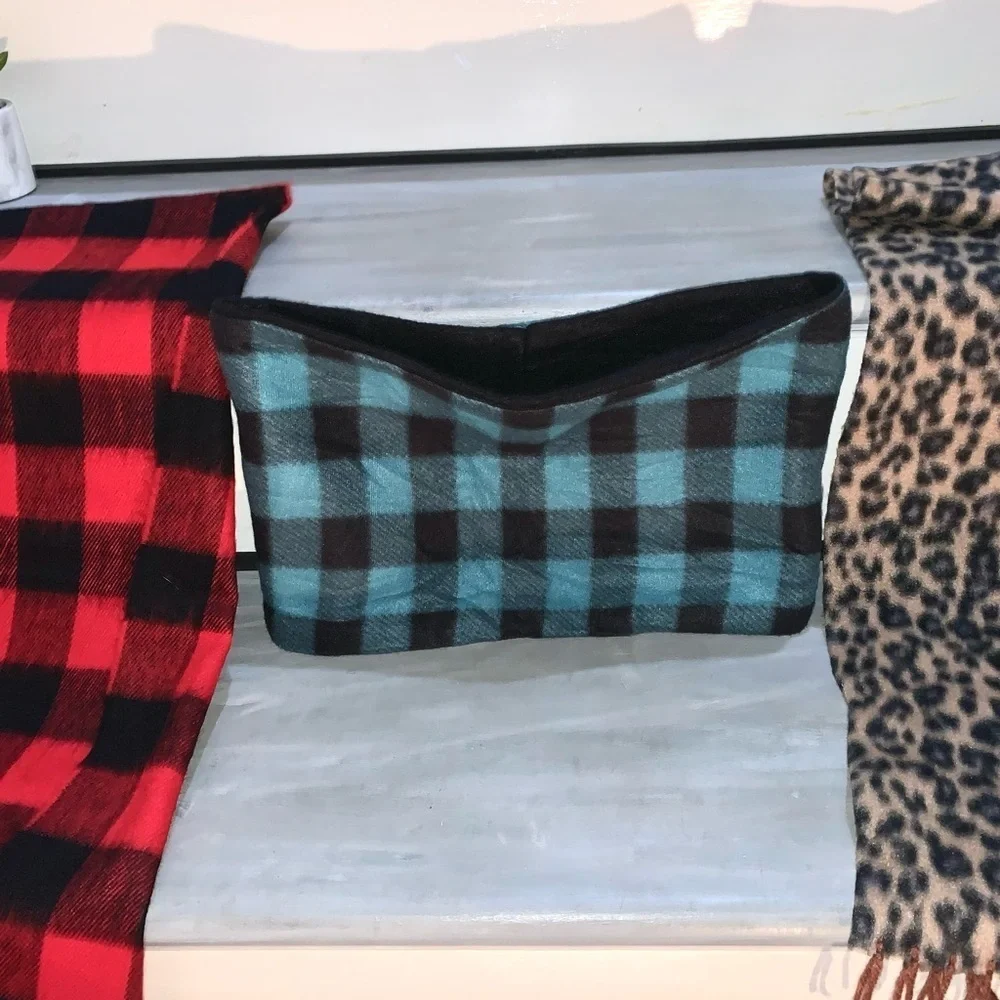 N/A scarves green